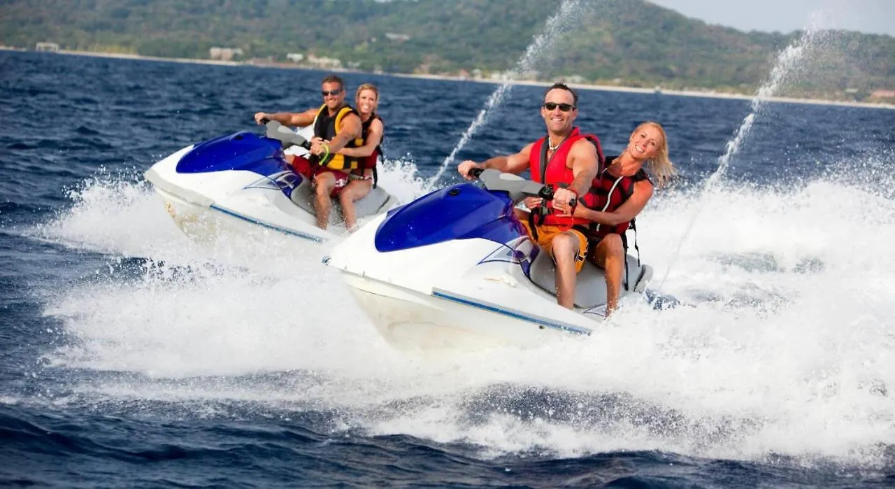 Hummingbird Retreat - Luxury Oceanview Apt, 7-Minute Walk To Beach Ocho Rios Apartment